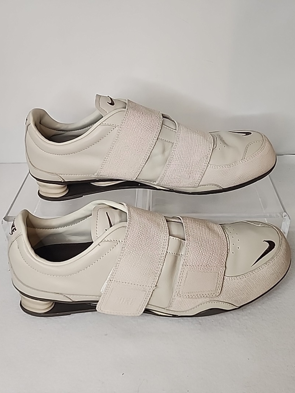 2006 Nike Shox V Street Low Mens Size 12 Shoes